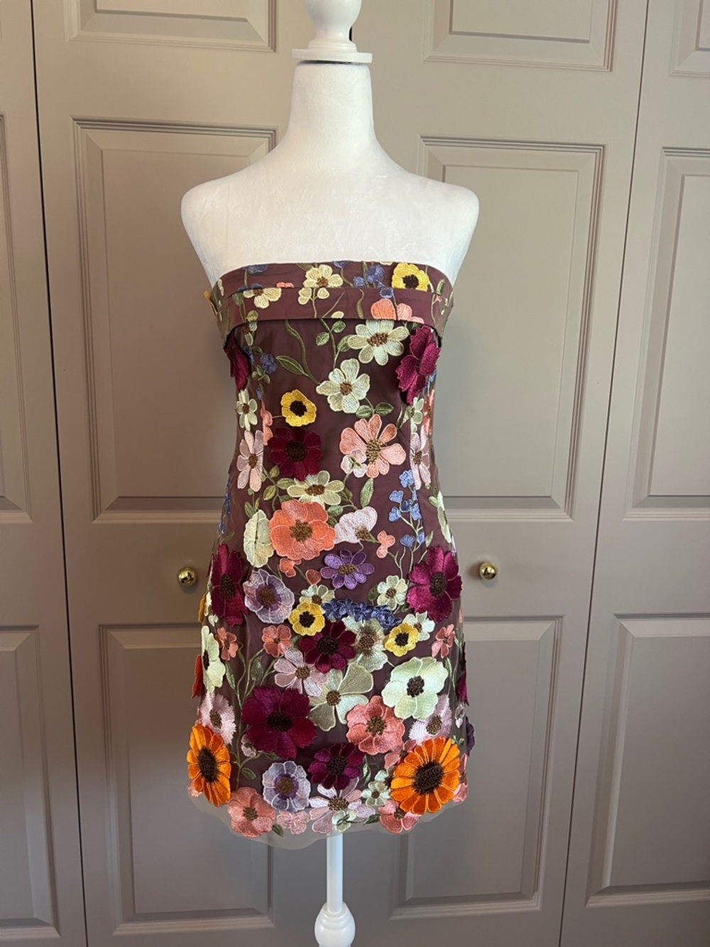 Pink Diamond Strapless Floral Embroidered Mini Dress Size 6